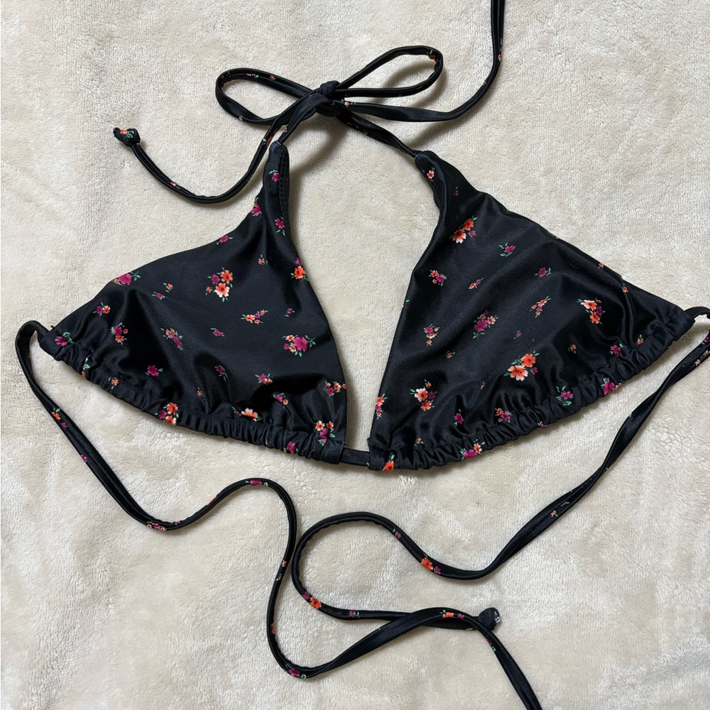 Forever 21 Black Floral Bikini Top